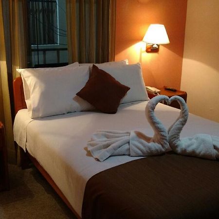 Premier Plaza Hotel ปูโน ภายนอก รูปภาพ