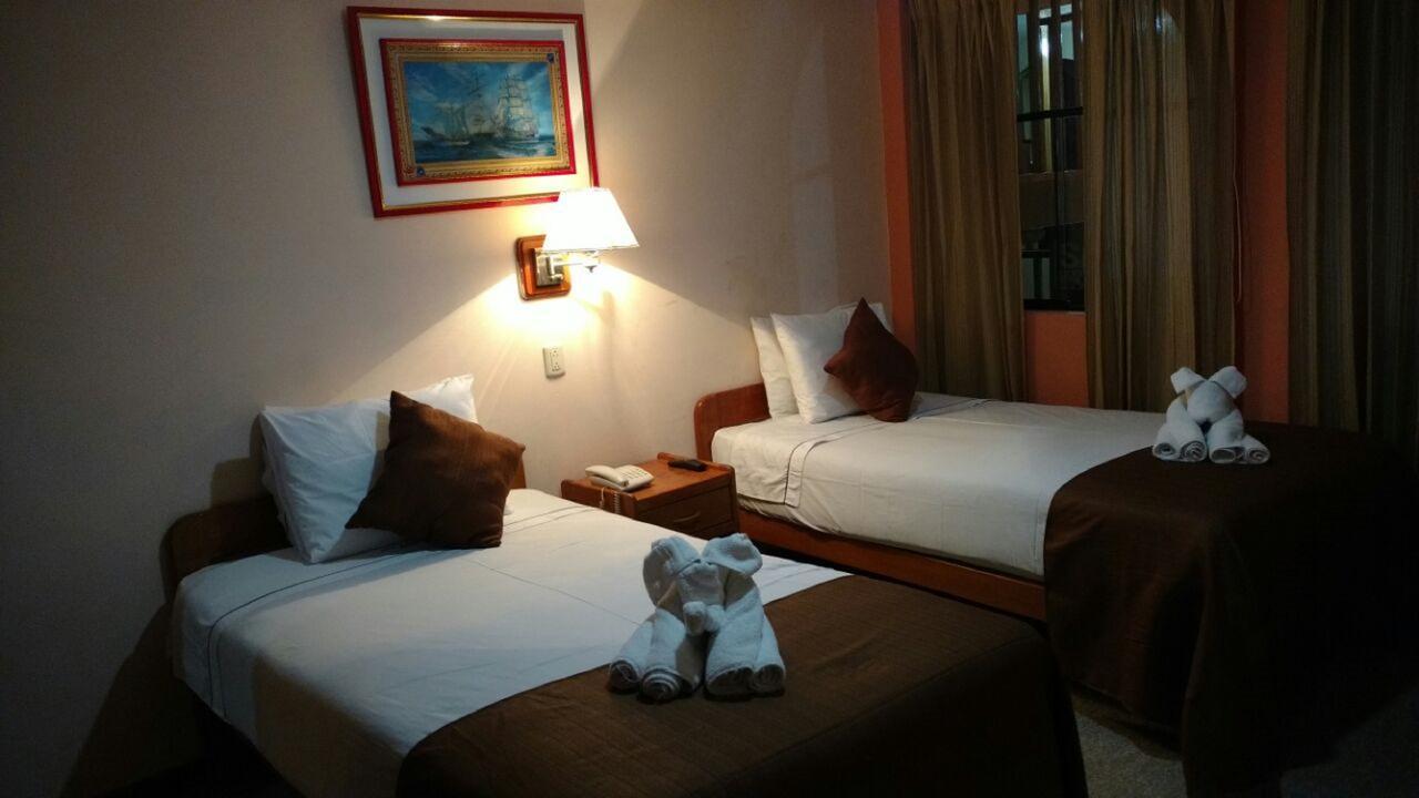Premier Plaza Hotel ปูโน ภายนอก รูปภาพ