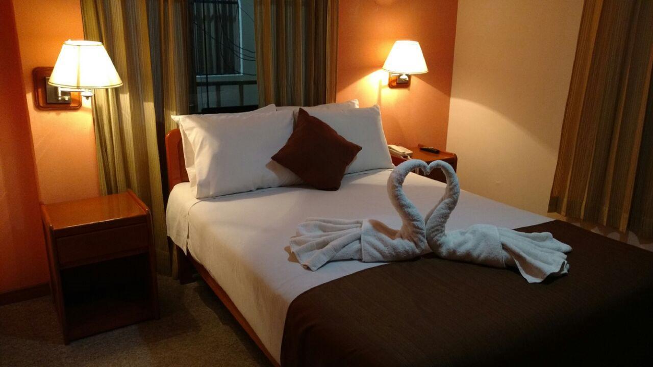 Premier Plaza Hotel ปูโน ภายนอก รูปภาพ